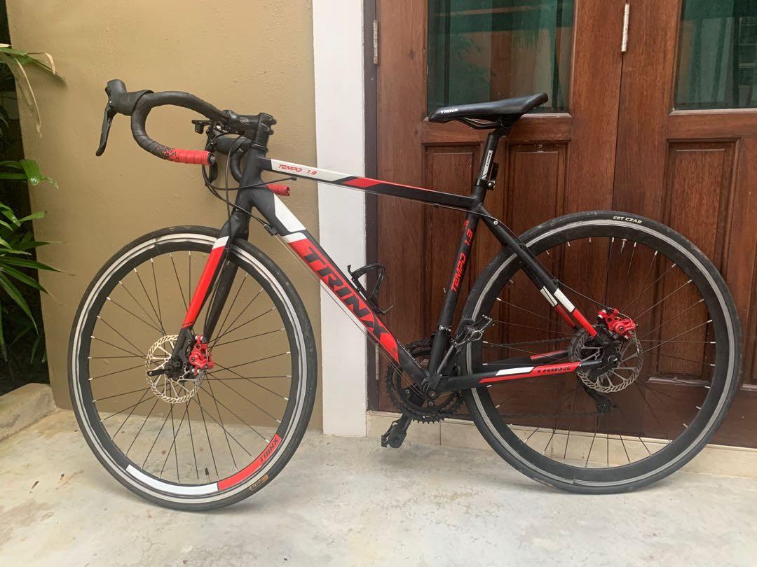 Trinx Tempo 1.3 roadbike Sports Equipment Bicycles Parts