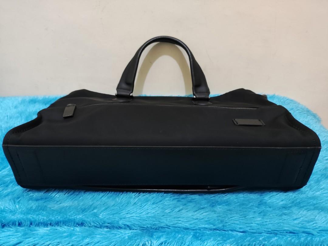 Tumi danner 2025 brief tote