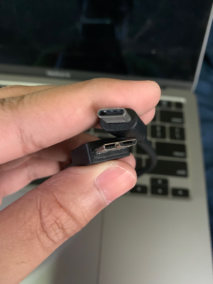 USB C TO USB 3.0 Micro B Cable, Mobile Phones & Gadgets, Mobile & Gadget Accessories, Chargers