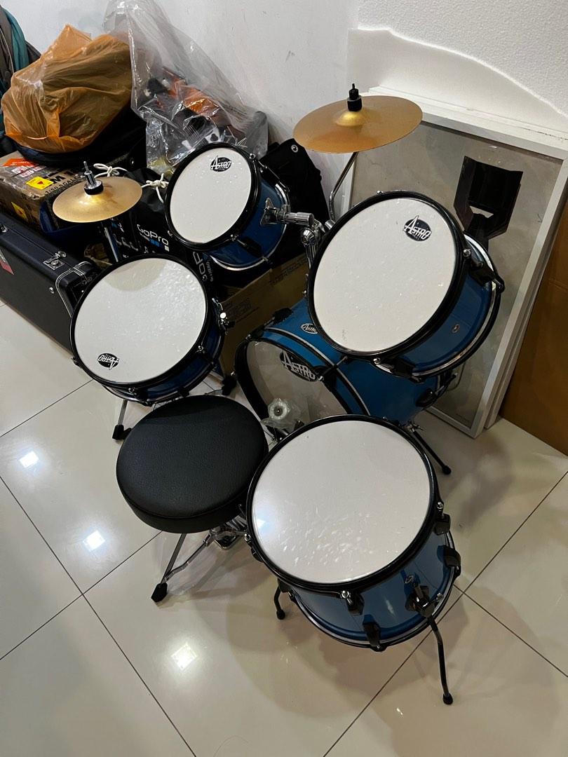 (Used) Astro 5Piece Kid Drum set Sky Blue, Hobbies & Toys, Music