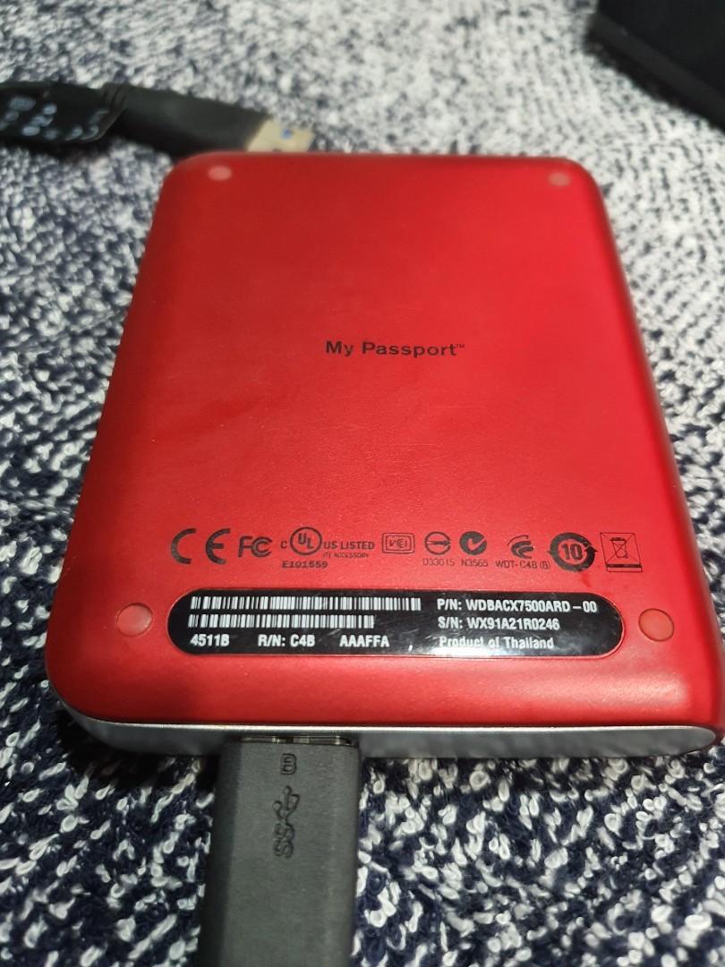 Wd 2 5" portable hard disk 700gb, Computers & Tech, Parts & Accessories