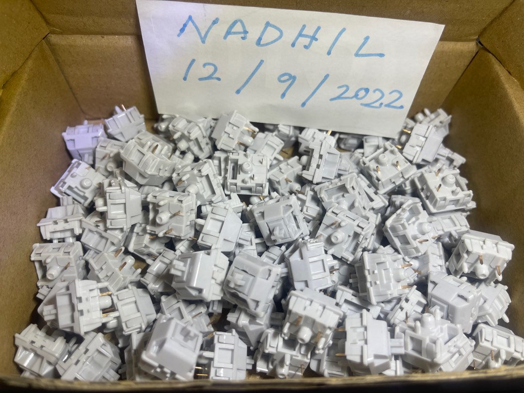 Zaku switch (90 pcs) best long pole switch!!, Computers & Tech, Parts