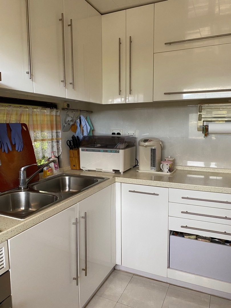 Sai Kung 700 sq ft, detached house, single-sided on all four sides, three-storey with duplex rooftop, three bedrooms and two living rooms, rooftop cover already declared63438252134659112