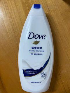 多芬滋養柔膚沐浴乳