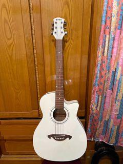 白色吉他（二手）便宜賣，限面交