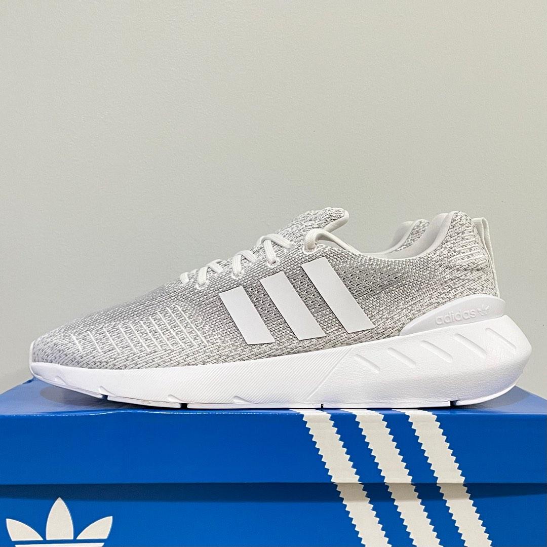 Adidas Swift Run 22 White Grey Running Shoes Men BRAND NEW Men s