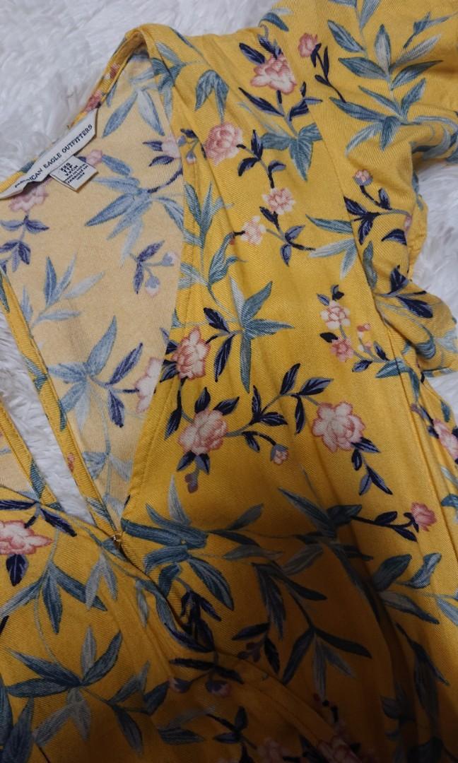 American eagle outfitters AE yellow floral dress, Women's Fashion, Dresses  u0026 Sets, Dresses on Carousell