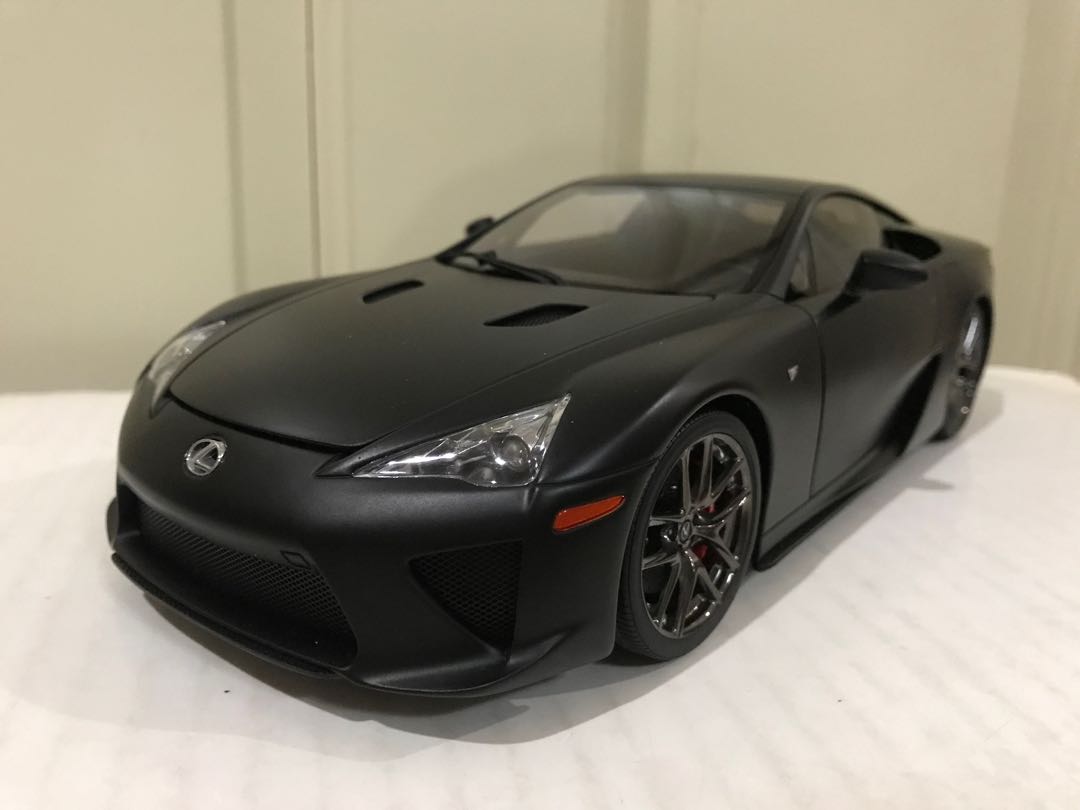 Autoart Lexus LFA 118 scale diecast toy car hotwheels, Hobbies & Toys