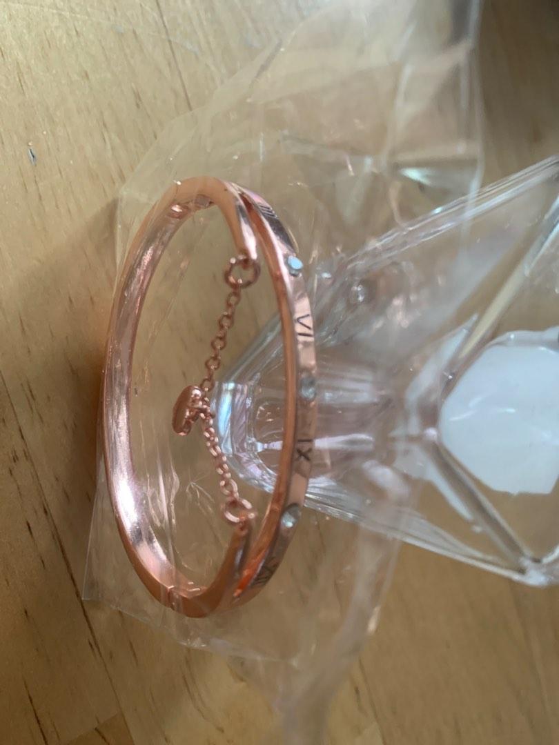 Bracelets （分類：手鍊）位於 Hong Kong。 由 cat_mht 提交（商品編號 1184385641，圖片 3）。簡介： 。