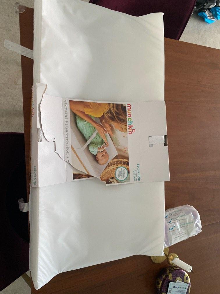 Brand new Munchkin Secure Grip Changing Table, Babies & Kids, Bathing