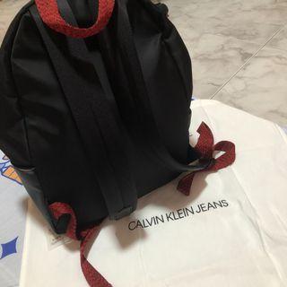 Calvin Klein SLEEK NYLON CAMPUS BACKPACK 40CM
