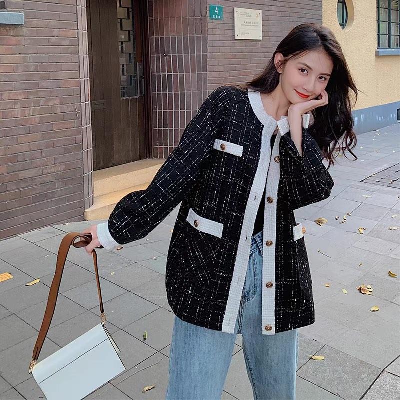 Chanel style knitted long sleeves black cardigan/ sweater/ outerwear,  Women's Fashion, Coats, Jackets and Outerwear on Carousell