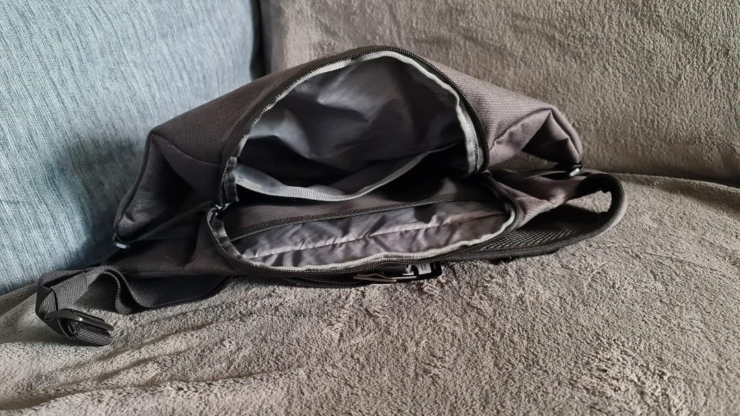 Chrome Industries Vale Sling Bag 2.0 Men s Fashion Bags Sling