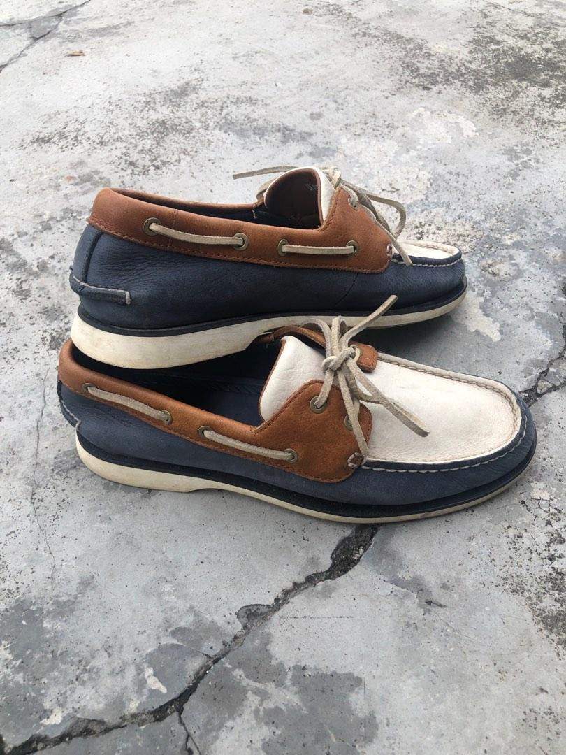 Clarks boat store shoes