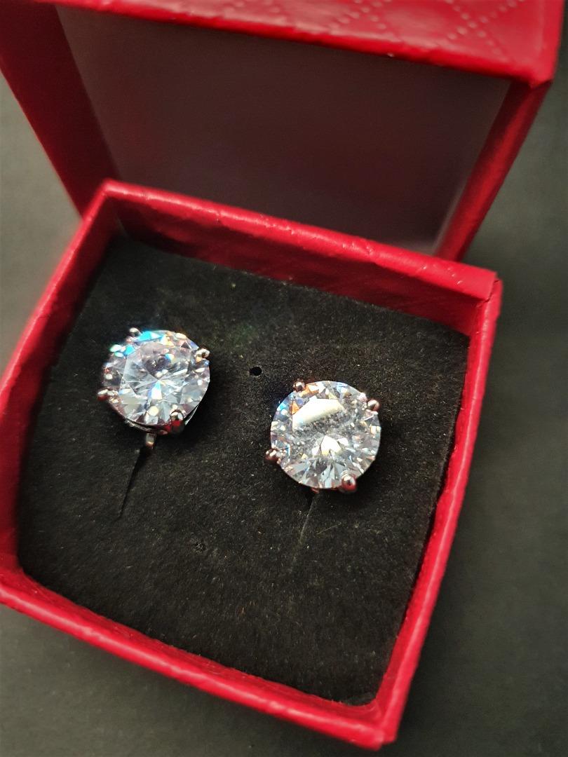 Fake diamond best sale clip on earrings