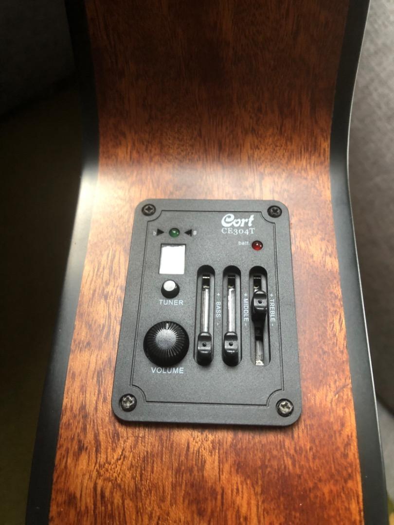 CORT CE304T Acoustic Guitar, Audio, Other Audio Equipment on Carousell