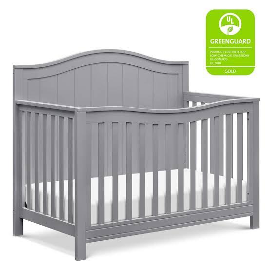 DaVinci Baby (Brand) Aspen 4in1 Convertible Crib ( Mattress NOT INCLUDED) , Babies & Kids