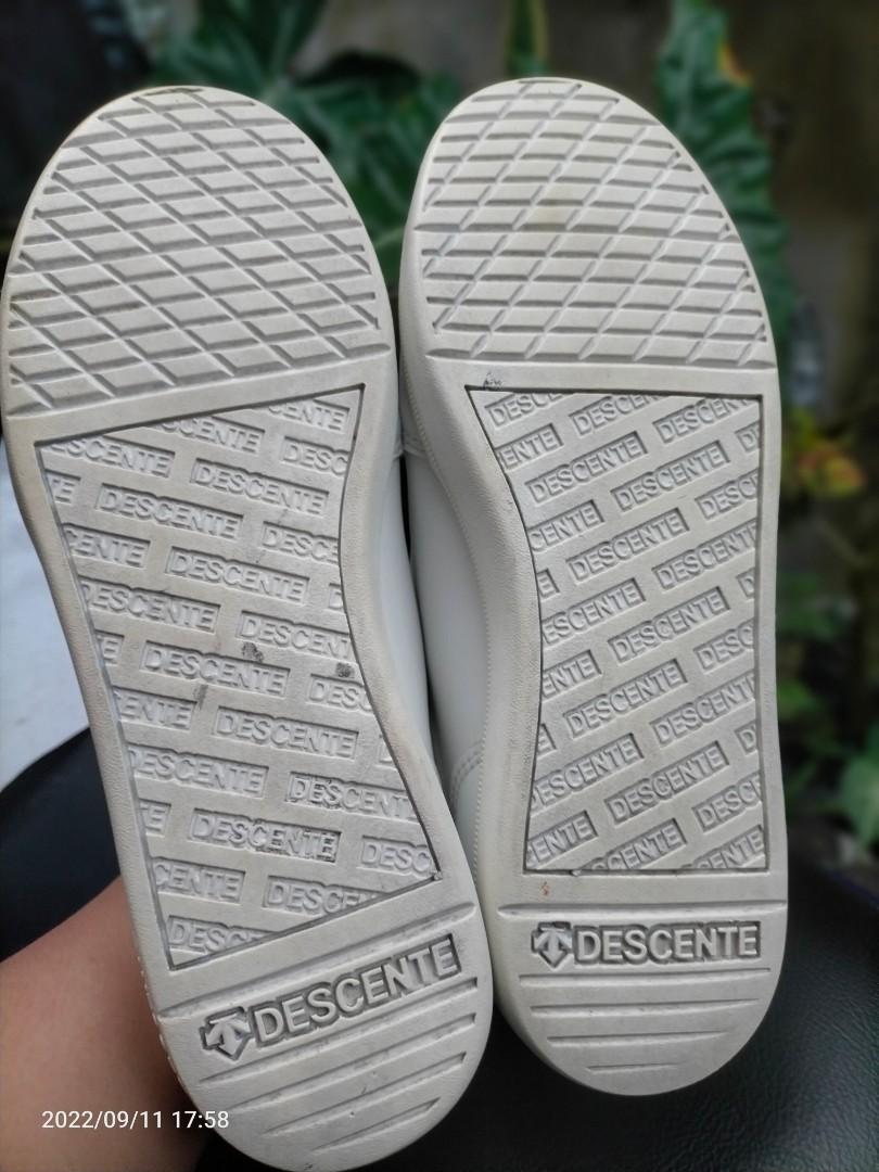 Descente, Men's Fashion, Footwear, Sneakers on Carousell