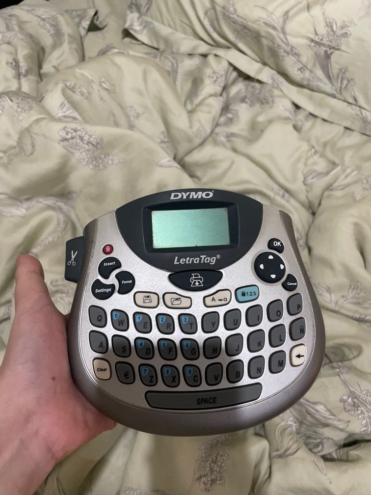DYMO Letratag Nametag machine