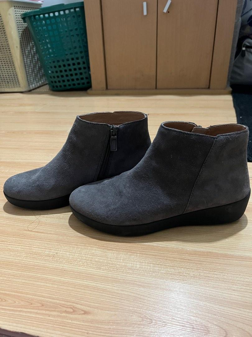 Fit flop boots size 7 sales