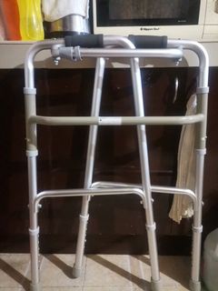 (Category: ) located in . Submitted by annereyes888 (Listing ID 1184402911, Image 1). Description: .