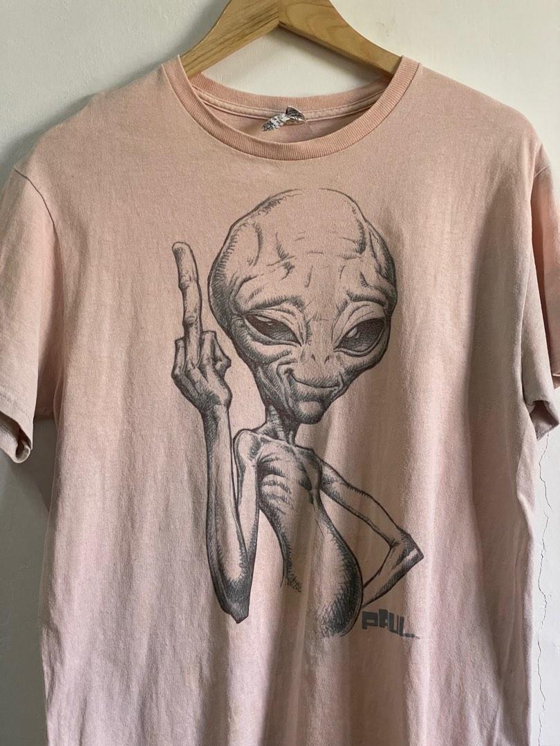 Paul the alien t shirt clearance