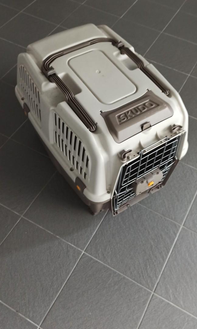 genuine IATA airline approved pet dog cat cage carriers by SKUDO made