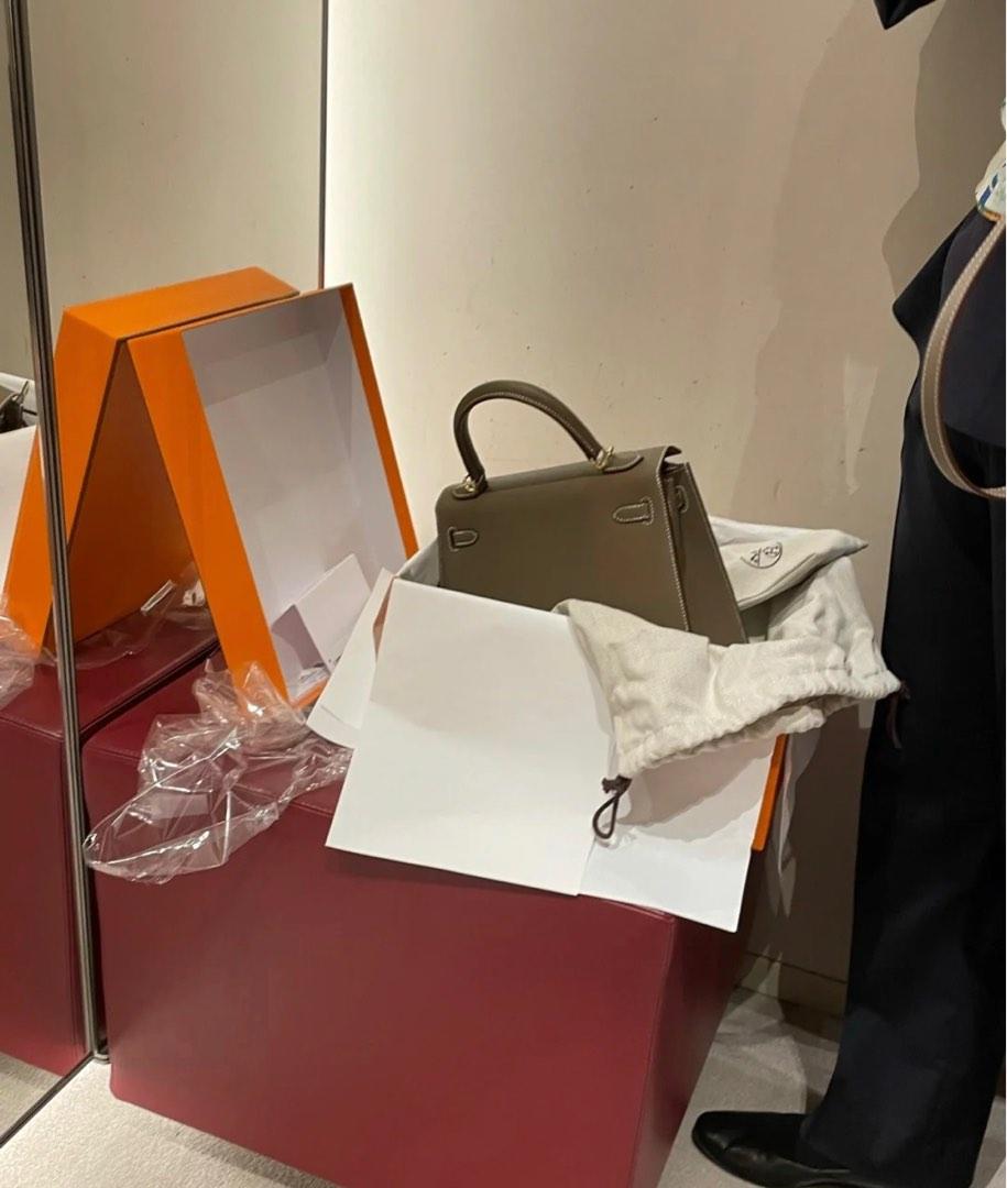 🖤 Hermes Kelly 25 Etoupe Epsom GHW🖤, Luxury, Bags & Wallets on Carousell