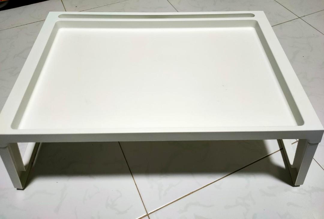 Ikea Table (Category: Tables & Sets) located in Singapore. Submitted by qilahmok (Listing ID 1184374921, Image 2). Description: .