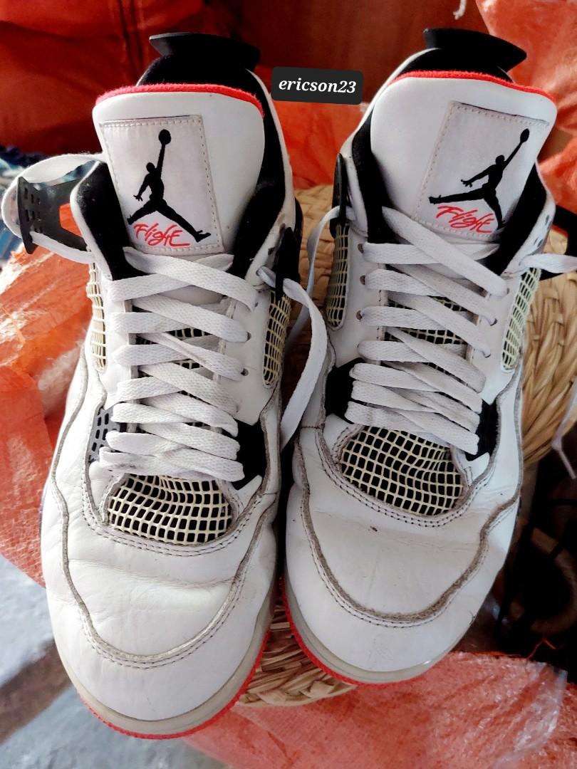 Jordan 4 hot lava on deals feet