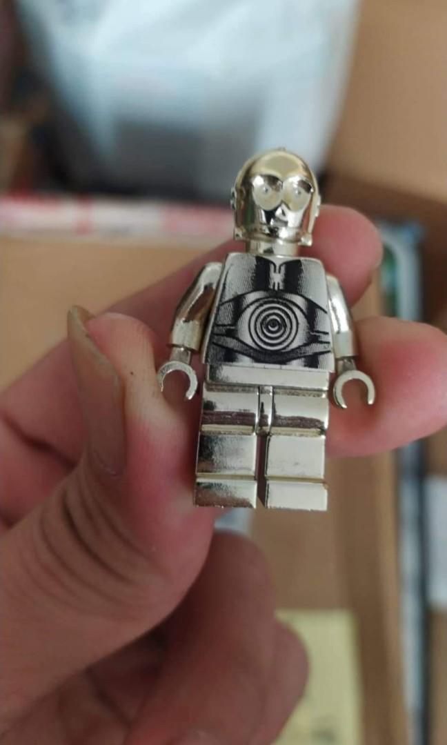 Lego original c3Po chrome gold 30th edition, Toys & Collectibles, Mainan di Carousell