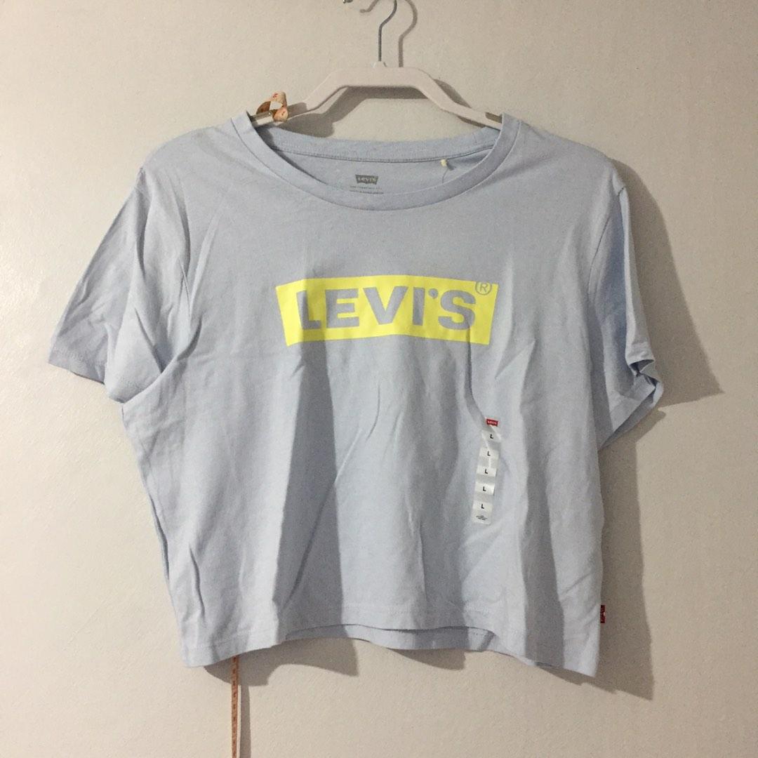 LEVI'S Baby Blue Loose Crop Top, Women's Fashion, Tops, Others Tops on  Carousell
