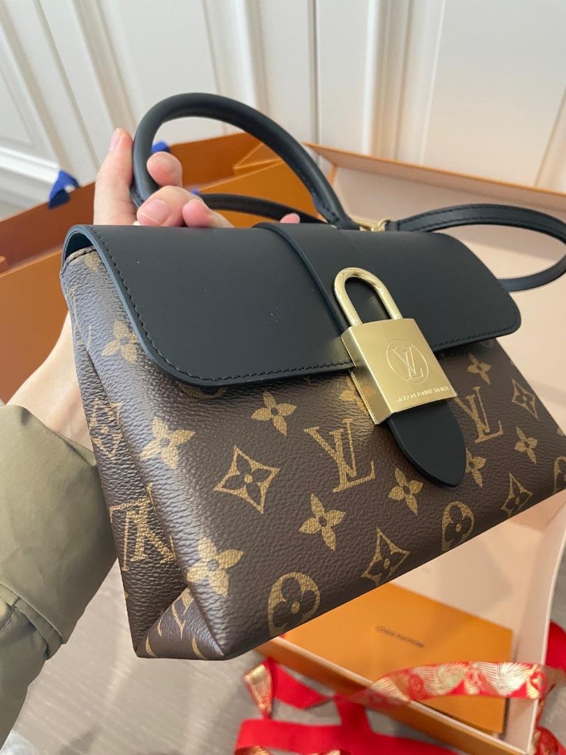 What's In My Louis Vuitton Locky Bb