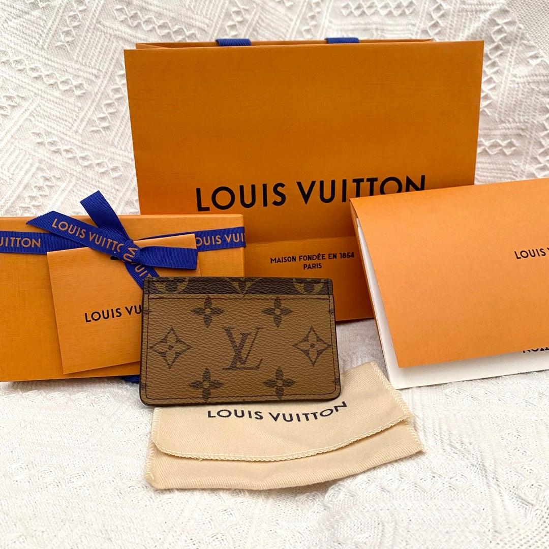 Authentic Louis Vuitton Medium Wallet, Luxury, Bags & Wallets on Carousell