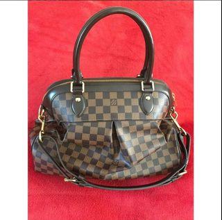 PRELOVED Louis Vuitton Trevi PM Damier Ebene Handbag TH0068 031023