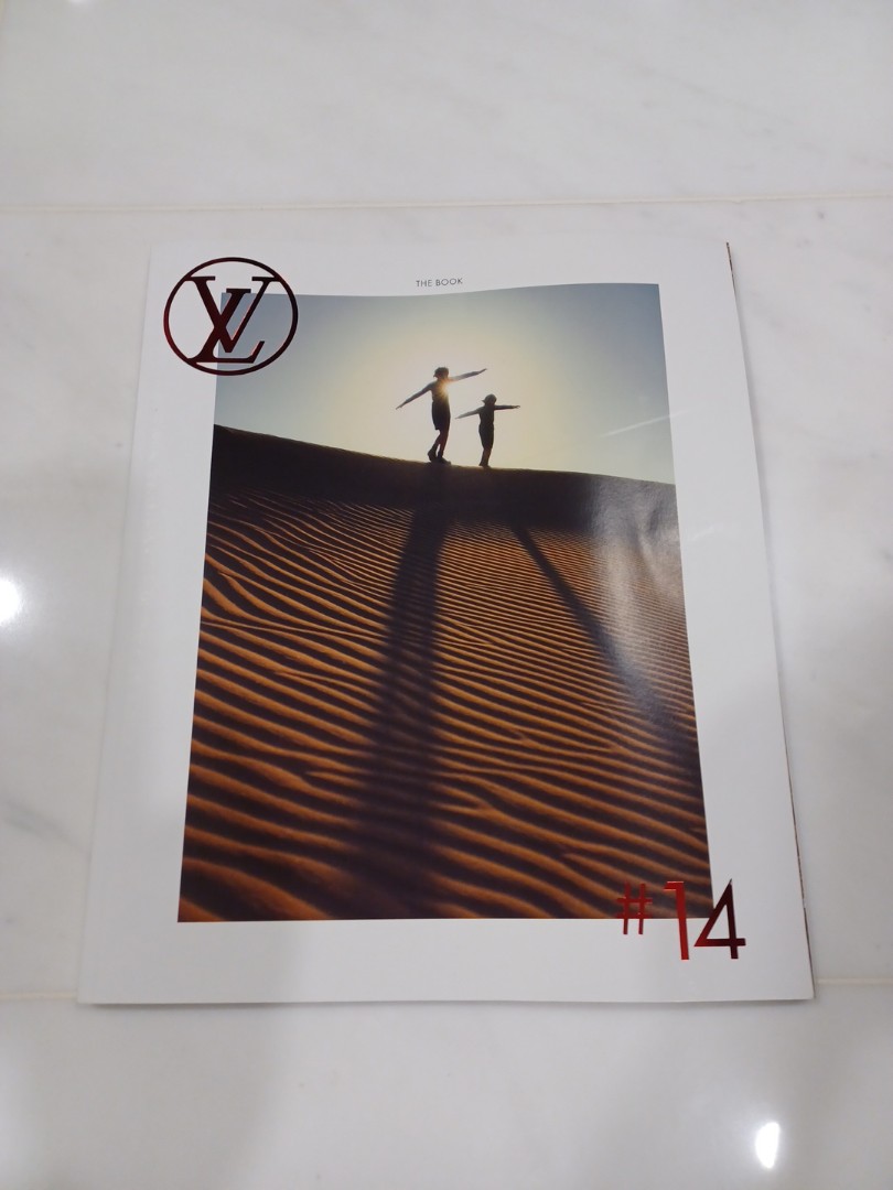 LOUIS VUITTON THE BOOK #14 MARCH 2022 CATALOG FASHION BOOKLET SPIRIT OF  TRAVEL
