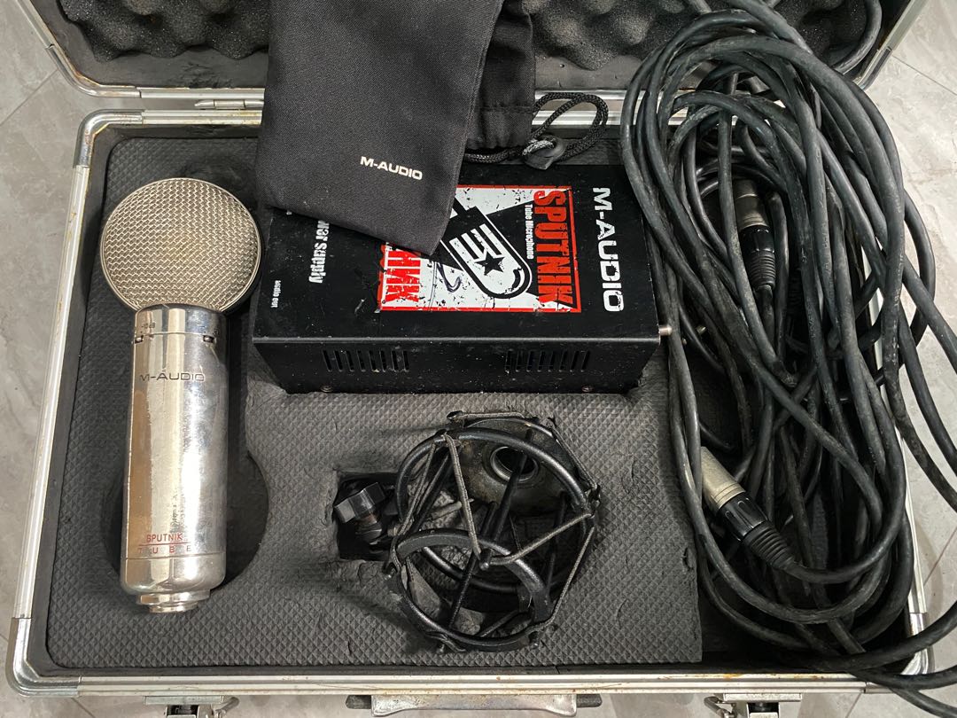 M Audio Sputnik Tube Microphone, Musik & Media, Aksesoris di Carousell