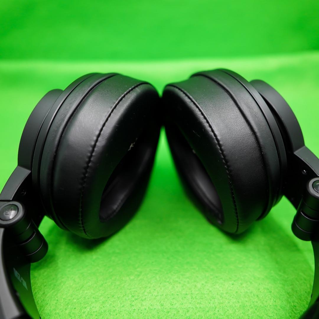 Mackie MC-250 MC Series Professional Closed-Back Studio Monitoring ...
