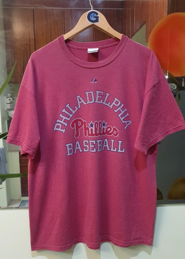 Majestic Philadelphia Phillies Maroon Chase Utley 26 Collectible T Shirt  Small