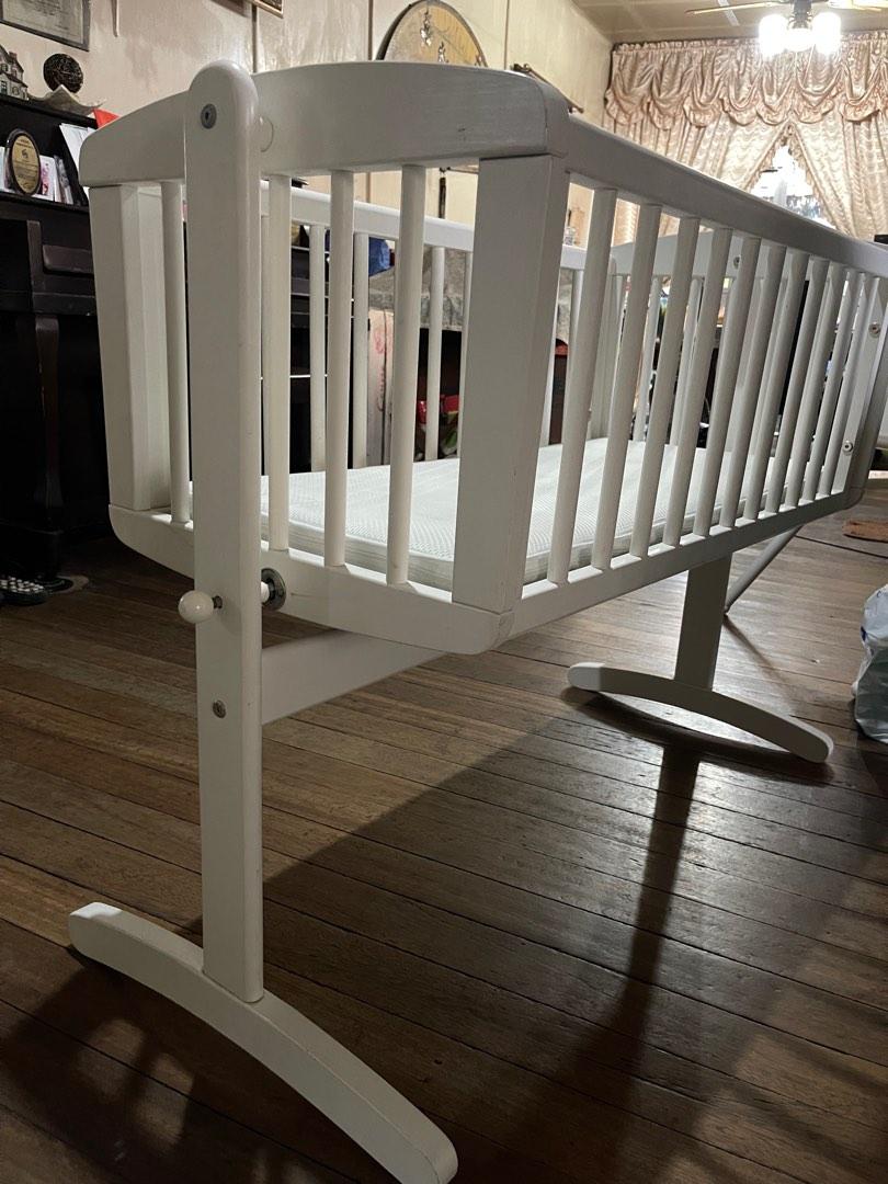 Mothercare Swinging crib, Babies & Kids, Baby Nursery & Kids Furniture