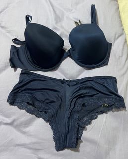 (Category: ) located in . Submitted by MirikaH (Listing ID 1184350277, Image 1). Description: .