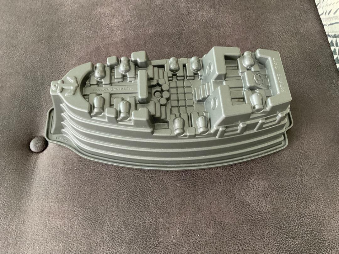 Nordic ware pirate hotsell ship cake pan