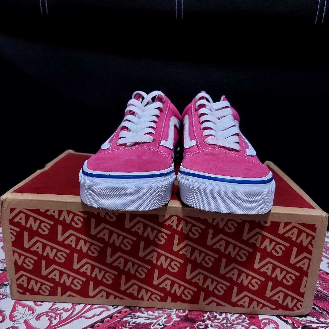 ORIGINAL VANS SHOES, Women's Fashion, Footwear, Sneakers on Carousell