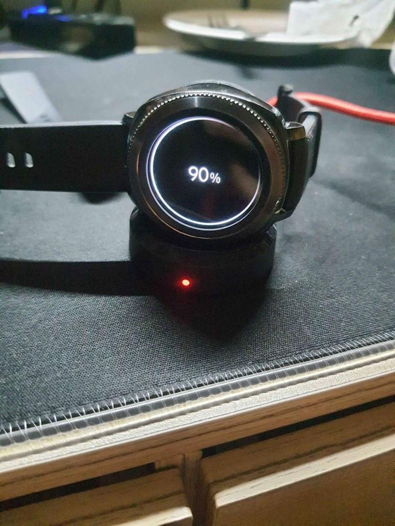 Samsung Gear Sports Watch, Mobile Phones & Gadgets, Other Gadgets on