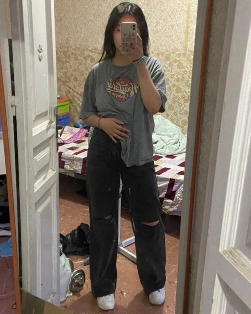 SHEIN Dark Gray Ripped Wideleg Baggy Jeans, Women's Fashion, Bottoms