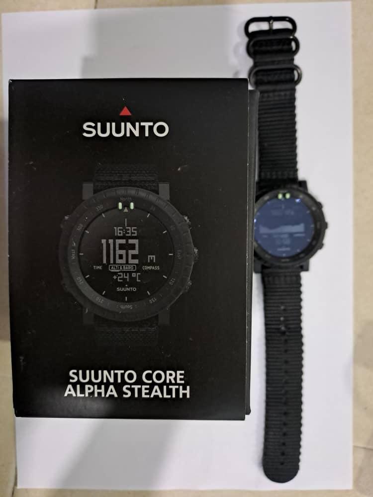 Suunto Core Alpha Stealth outdoor watch features an altimeter, a barometer,  and a compass » Gadget Flow