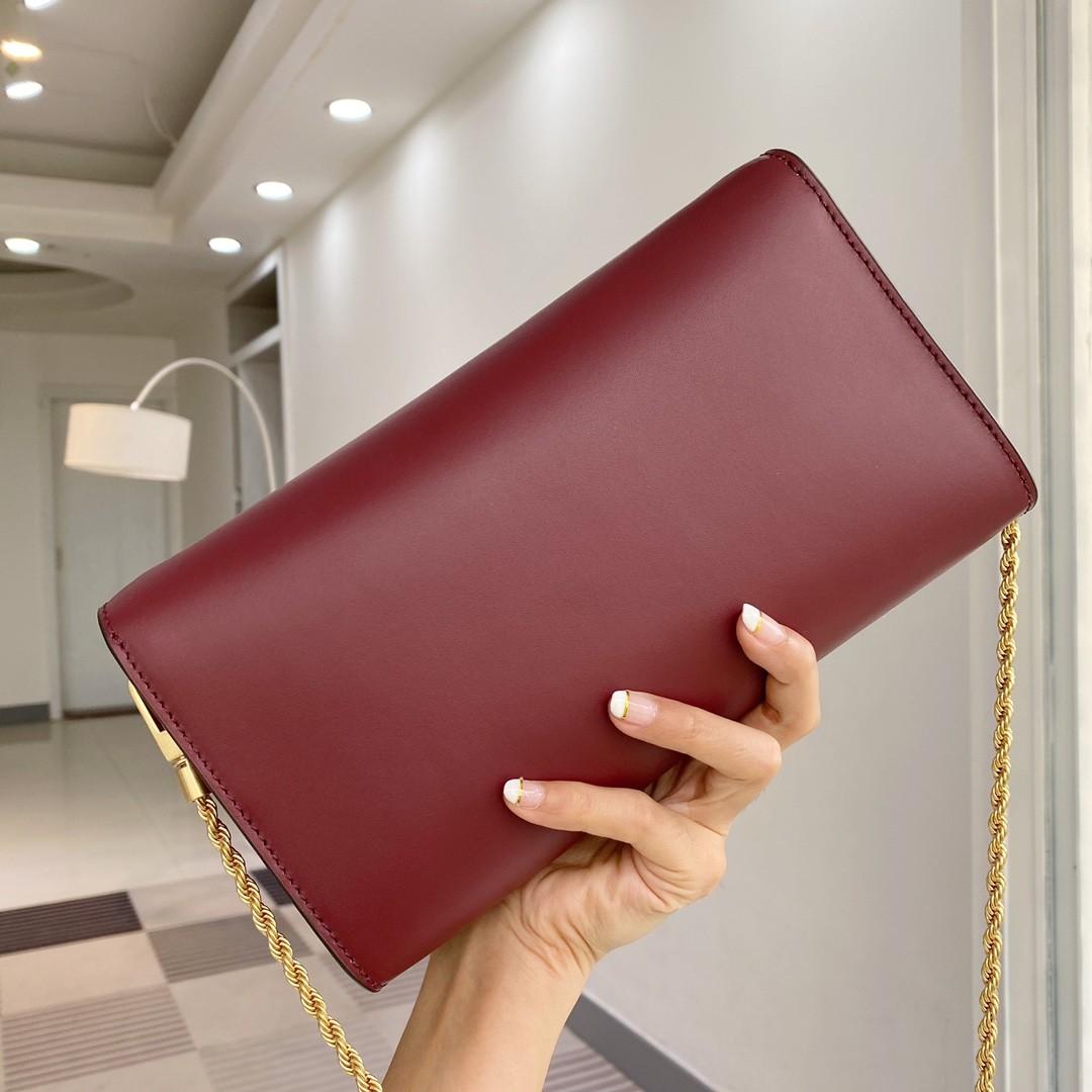 Tory burch red hotsell clutch