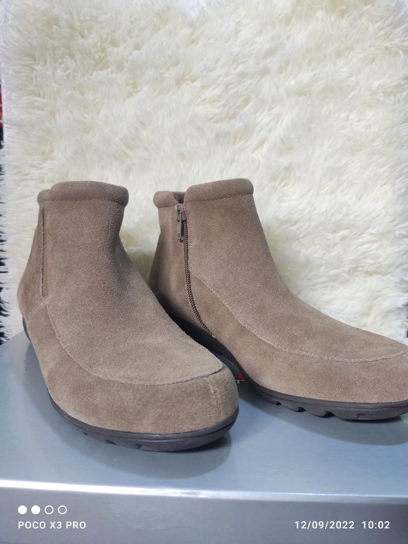 Vaneli store sport boots