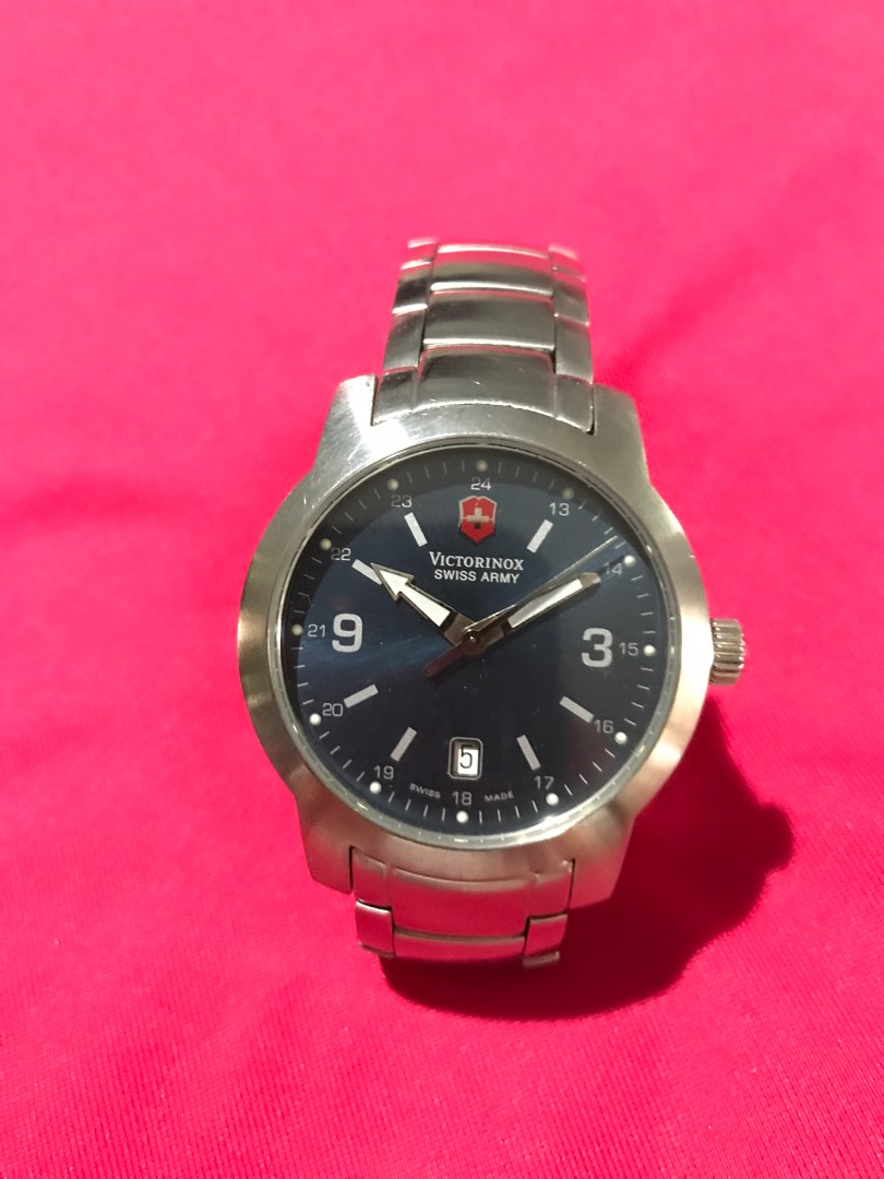 Victorinox v store