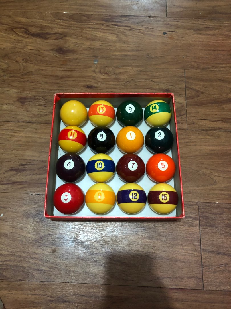 Vintage Aramith Billiard Balls 2 1/4, Sports Equipment, Other Sports